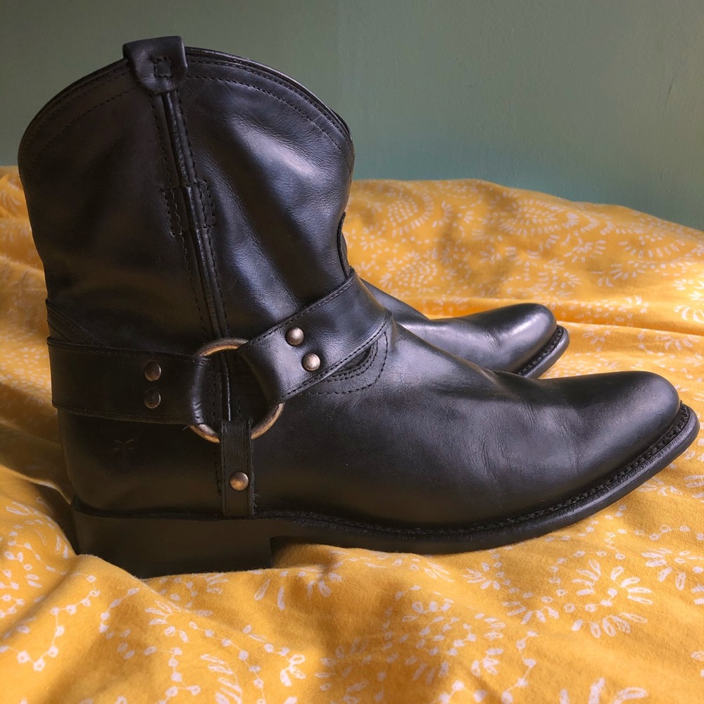 Frye Wyatt harness boots
